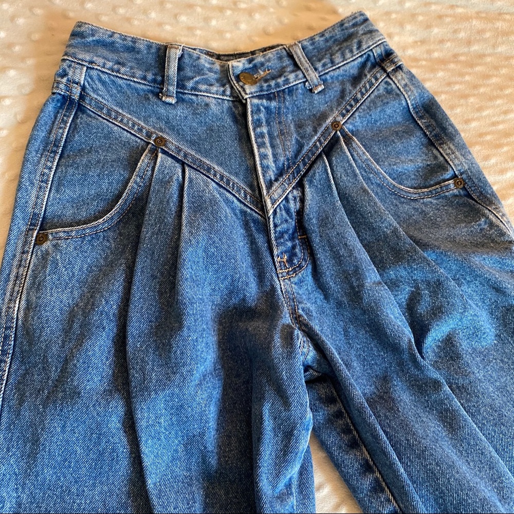 CALVIN KLEIN Vintage High Waisted Mom Jeans